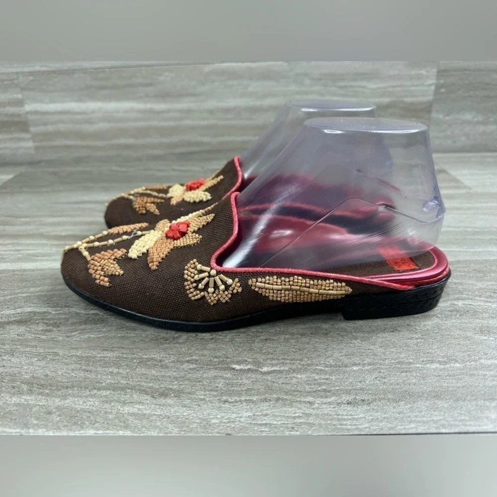 NEW* Beverly Feldman Beaded Canvas with Pink Snakeskin Trim Mules Womens Size 8 - Picture 3 of 12
